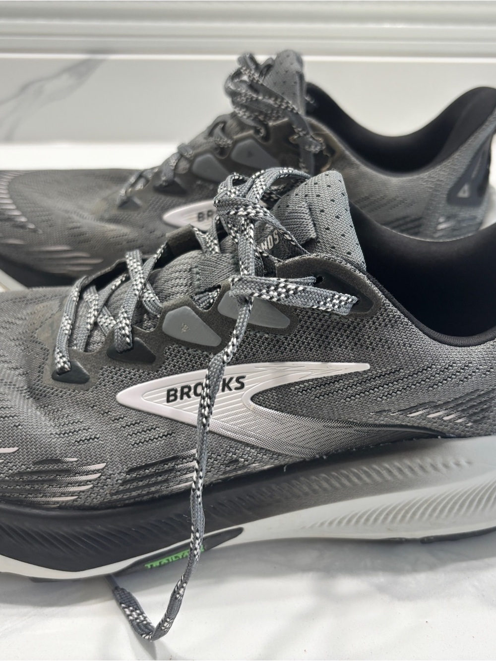 Brooks Ghost Trail Running Women’s